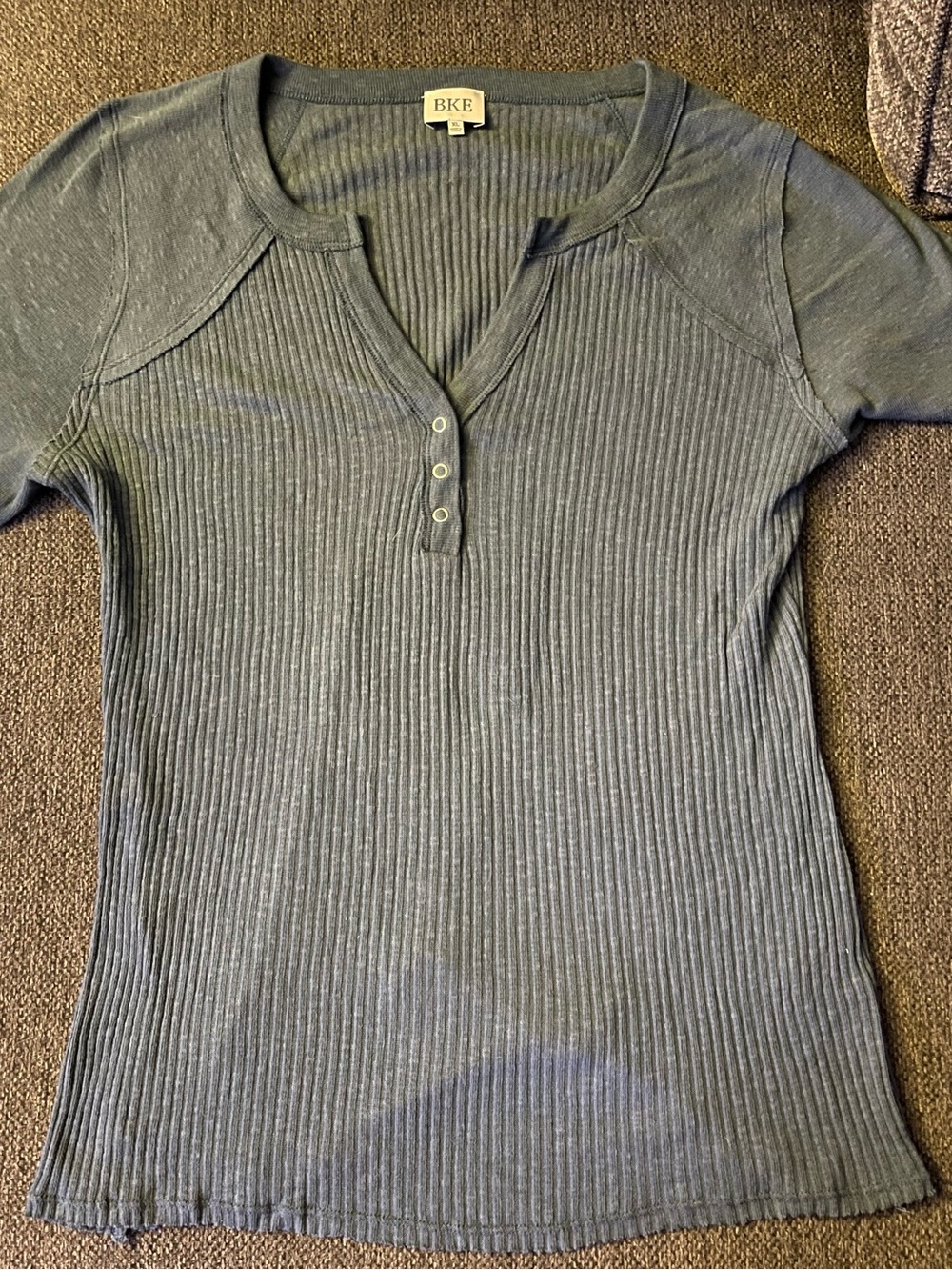 BKE Ribbed Short-Sleeve Henley Top in Slate Blue